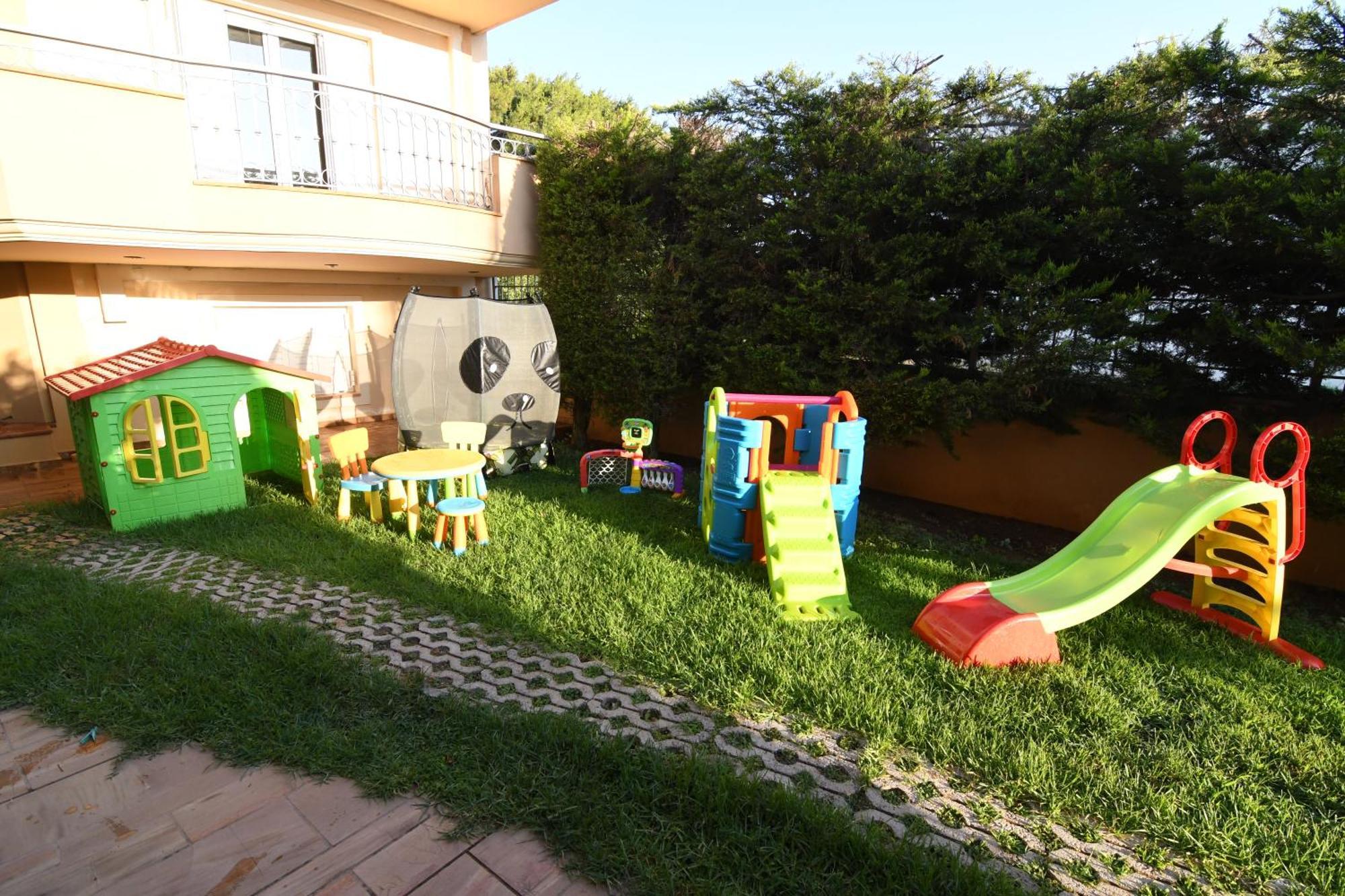 Nefelifamilyhouse With Jacuzzi * Lagonisi