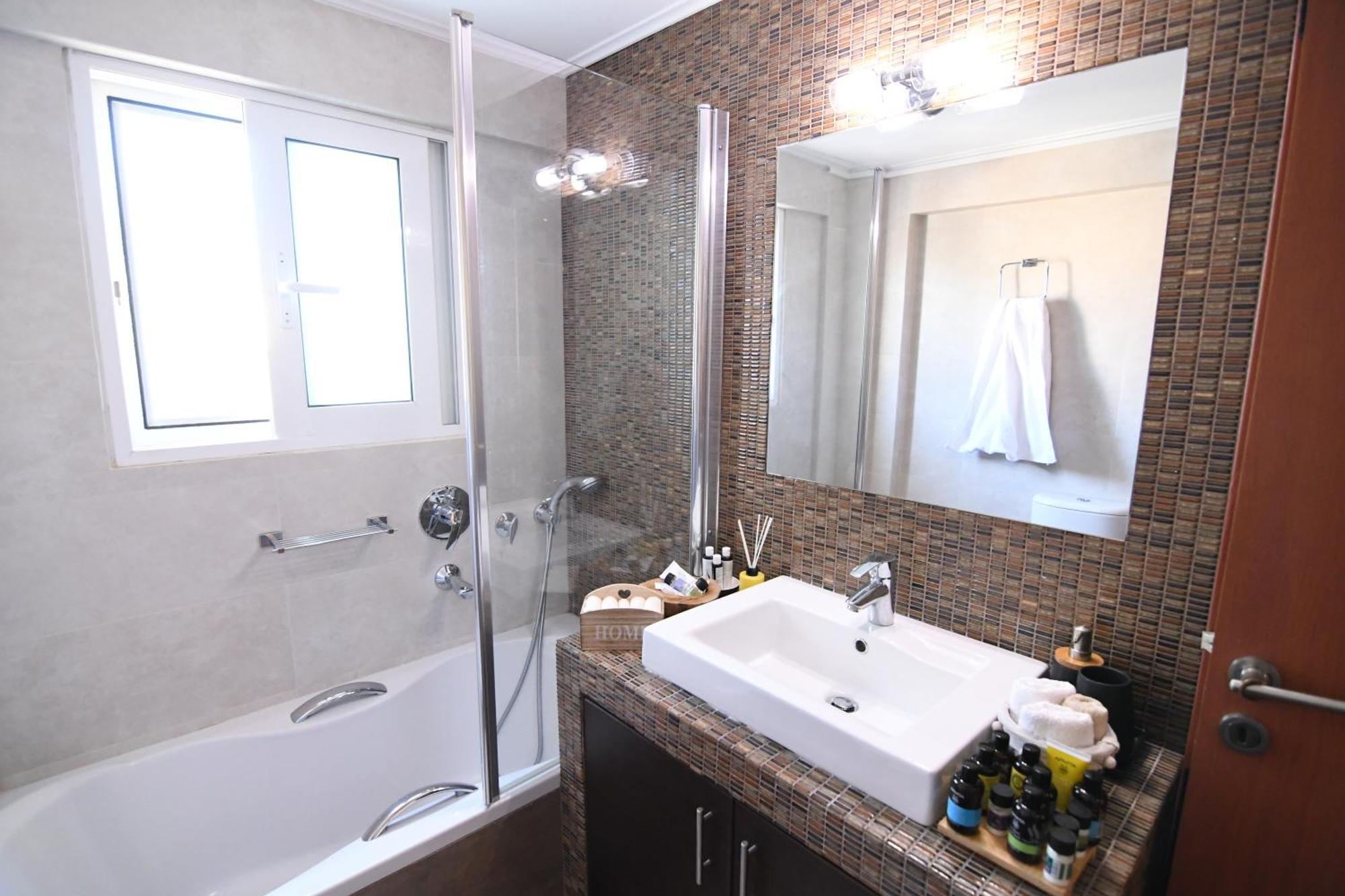 Nefelifamilyhouse With Jacuzzi Villa Lagonisi