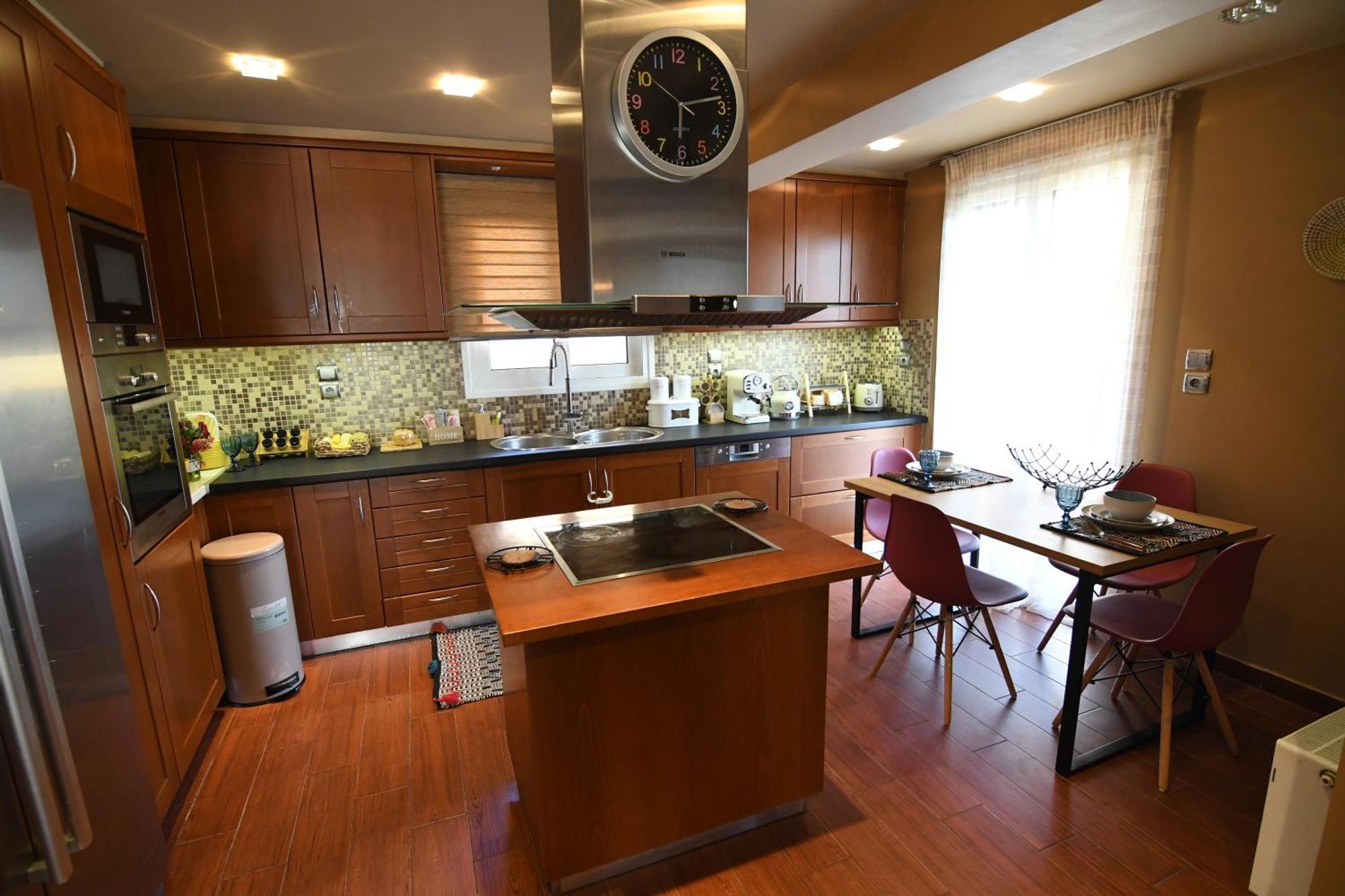 Villa Nefelifamilyhouse With Jacuzzi *
