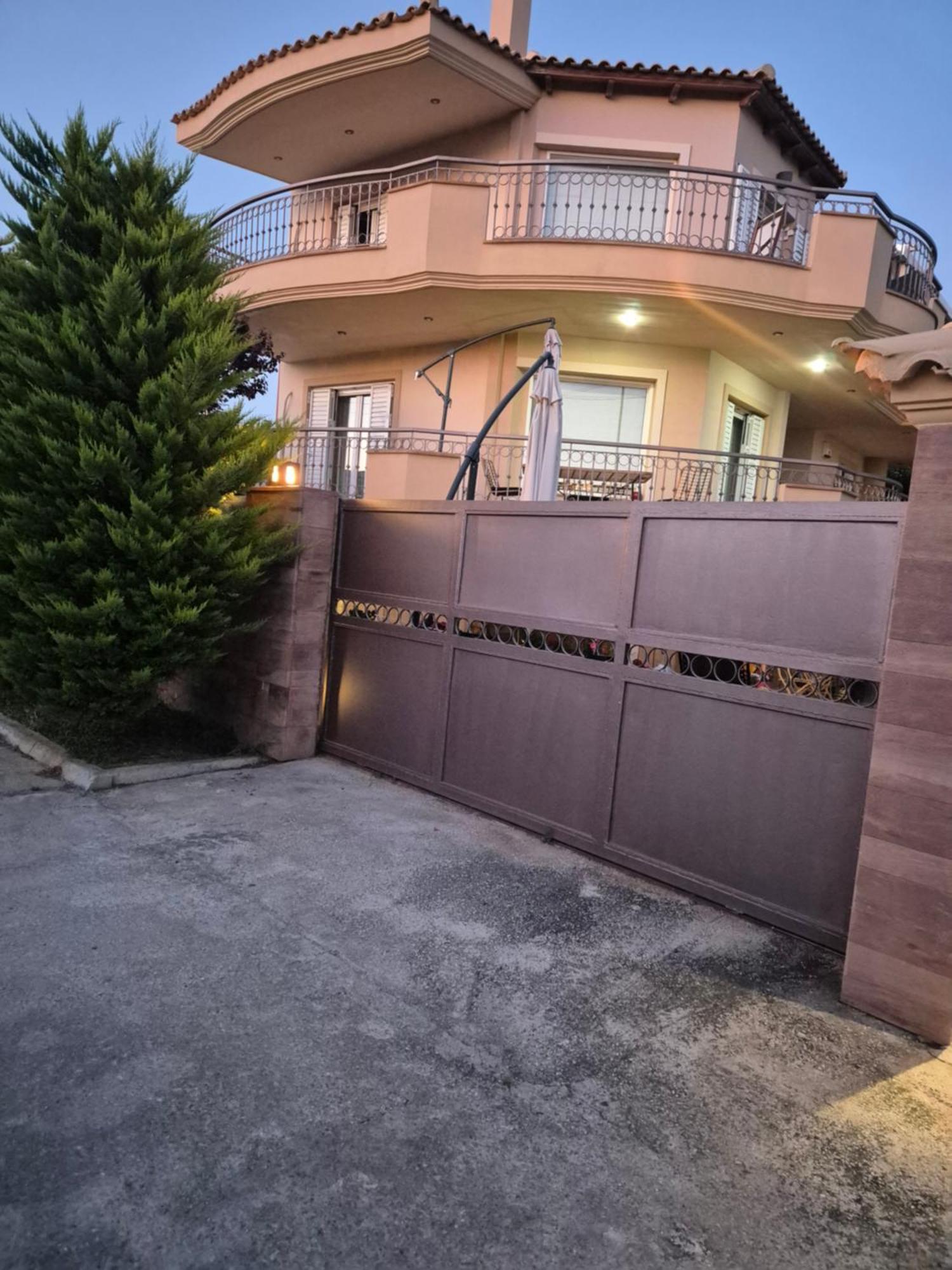 Nefelifamilyhouse With Jacuzzi Villa *